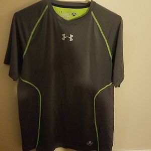 Under Armour Atheltic Shirt
